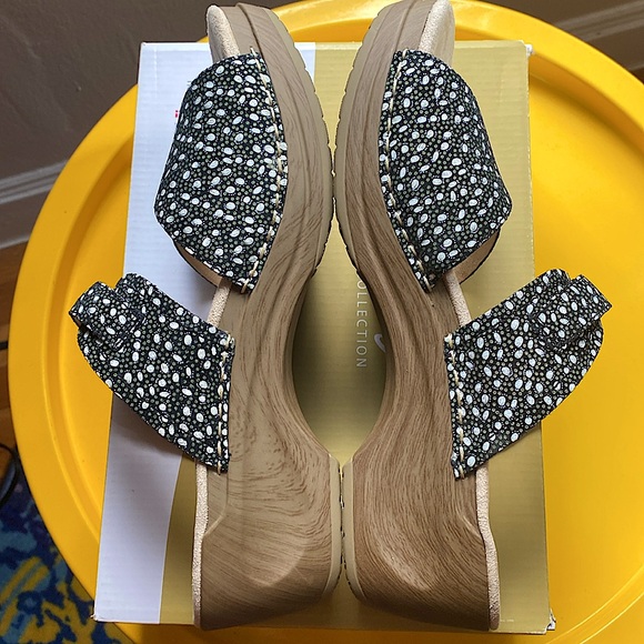 🌻New, Never Worn, SANITA Black Paisley Daisy Debora Strappy Clog Slides, 42 EU. - Picture 4 of 10